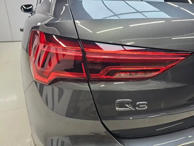 Audi Audi Q3 2022 35 TFSI Fashion Dynamic — Фото автомобиля 7