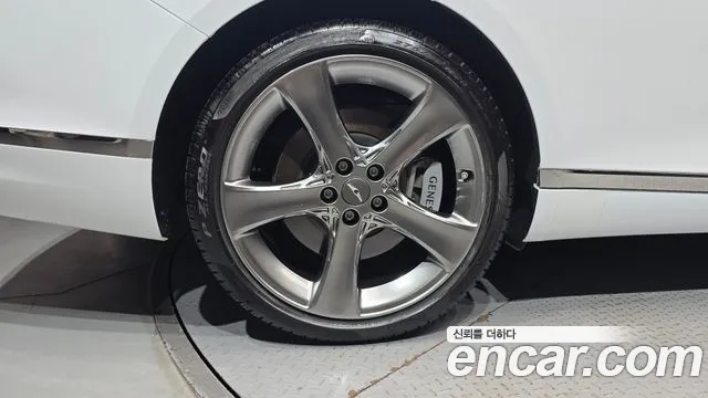 Genesis G80 RG3 — Фото автомобиля 5