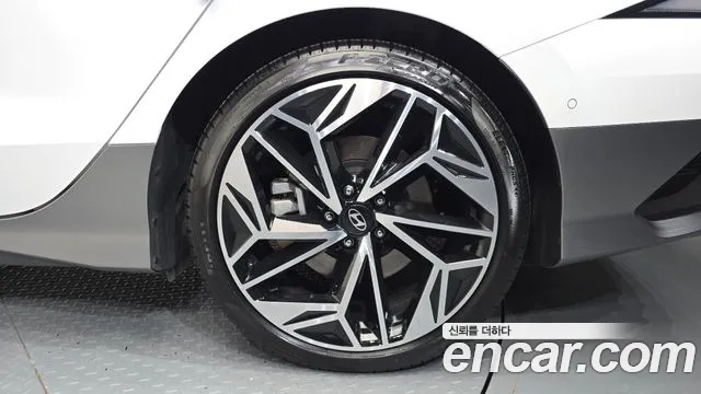 Hyundai Ioniq 6 — Фото автомобиля 6