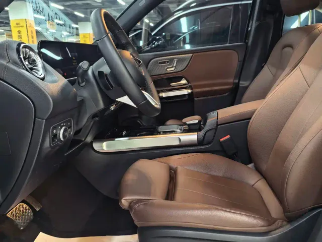 Mercedes-Benz GLB-Class — Фото автомобиля 4