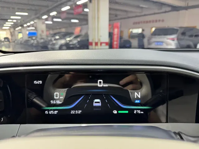Geely Starry Wish — Фото автомобиля 18