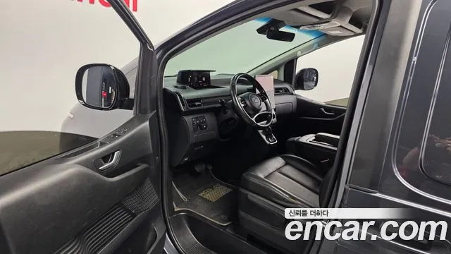 Hyundai Staria — Фото автомобиля 15