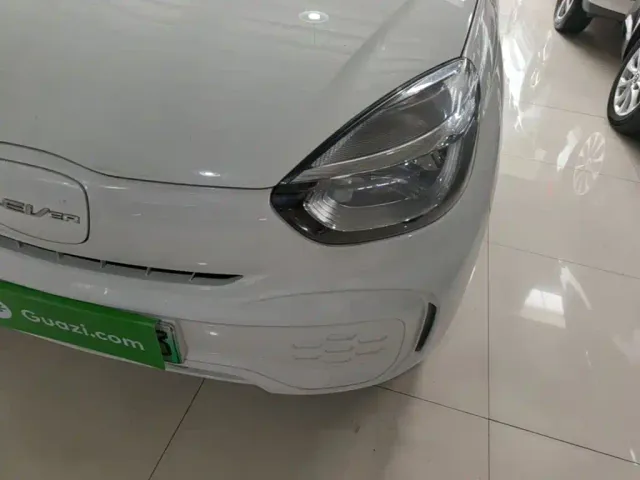 Roewe Clever — Фото автомобиля 23