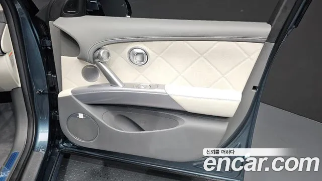 Genesis GV60 — Фото автомобиля 13