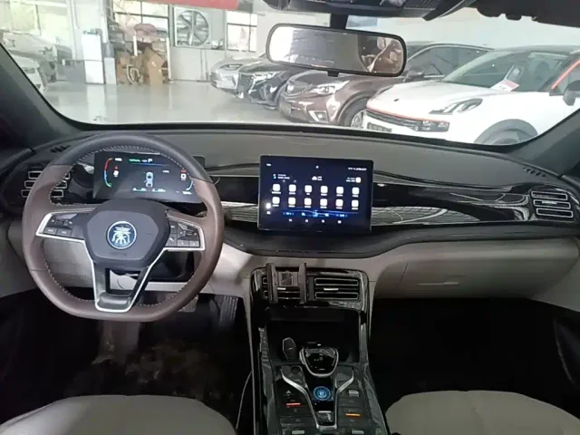 BYD Qin PLUS — Фото автомобиля 5