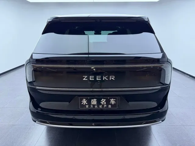 Zeekr 9X — Фото автомобиля 5