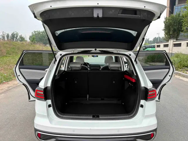 Volkswagen Tharu — Фото автомобиля 21