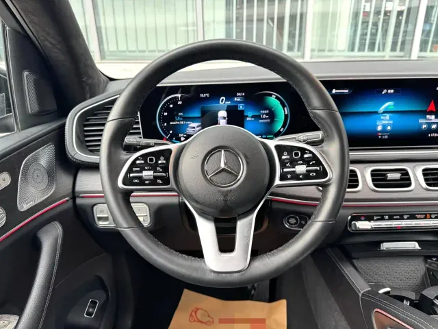 Mercedes-Benz GLS-Class — Фото автомобиля 8