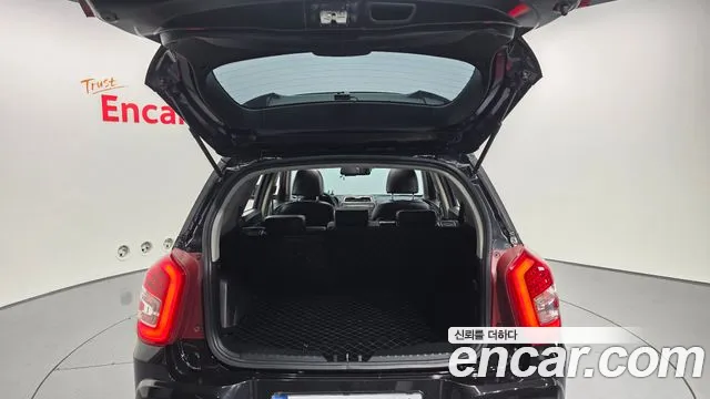 KG_Mobility_Ssangyong TIBOLI Tivoli Air 1.5 Upbeat 2WD — Фото автомобиля 20