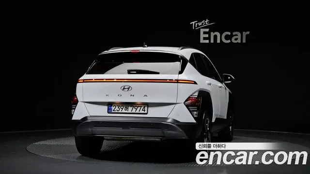 Hyundai Kona Kona (SX2) Бензин 2.0 2WD — Фото автомобиля 4