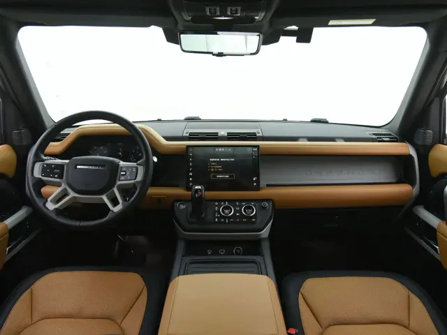 Land Rover Defender — Фото автомобиля 9