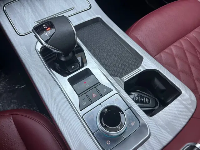 Jetour X70 Plus — Фото автомобиля 10