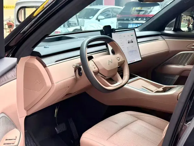 Onvo L90 — Фото автомобиля 2