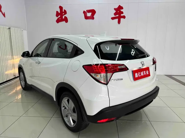 Honda Vezel — Фото автомобиля 6