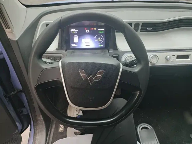 Wuling Hongguang Mini EV — Фото автомобиля 10