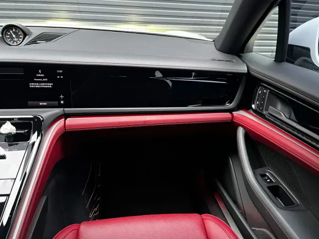 Porsche Panamera — Фото автомобиля 19