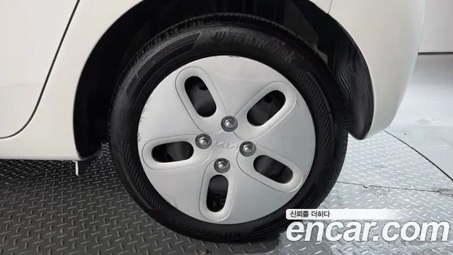 Kia RAY Новый Kia Ray Фургон — Фото автомобиля 21