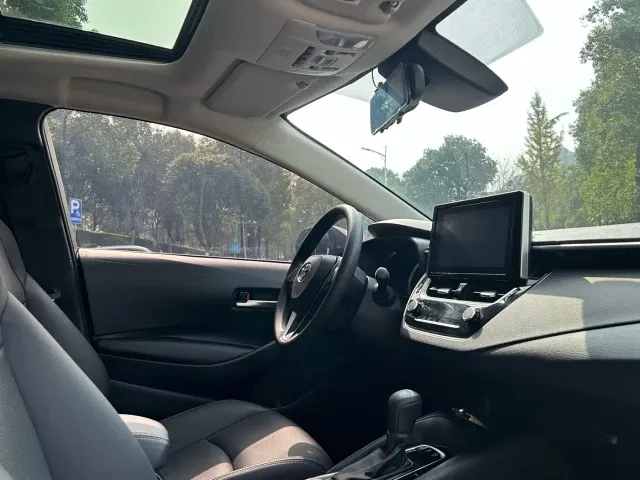 Toyota Corolla — Фото автомобиля 6