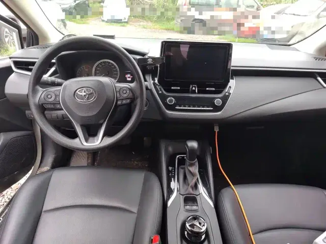 Toyota Corolla — Фото автомобиля 5