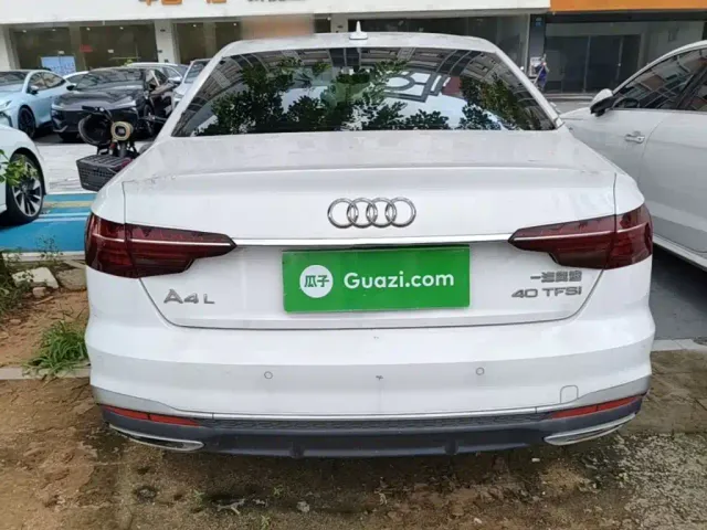 Audi A4L — Фото автомобиля 5