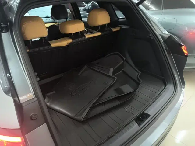 Geely Galaxy Starship 7 EM-i — Фото автомобиля 18