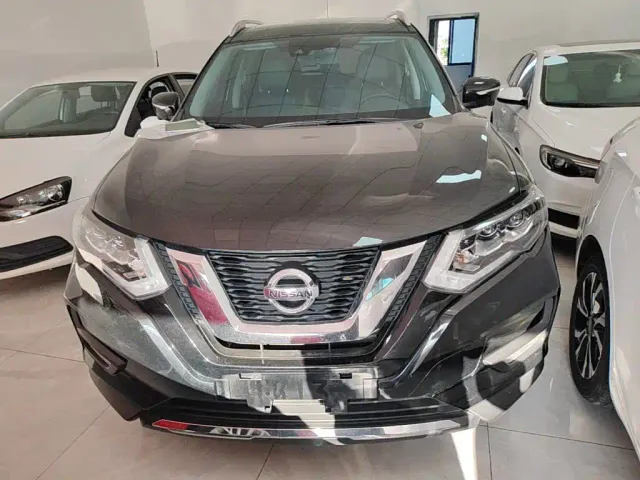 Фотография автомобиля — Nissan X-Trail