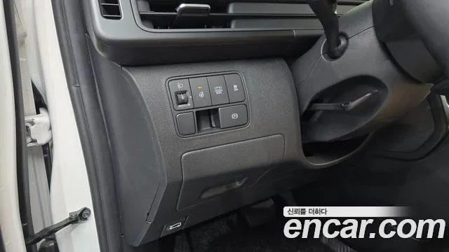 Hyundai Staria — Фото автомобиля 24