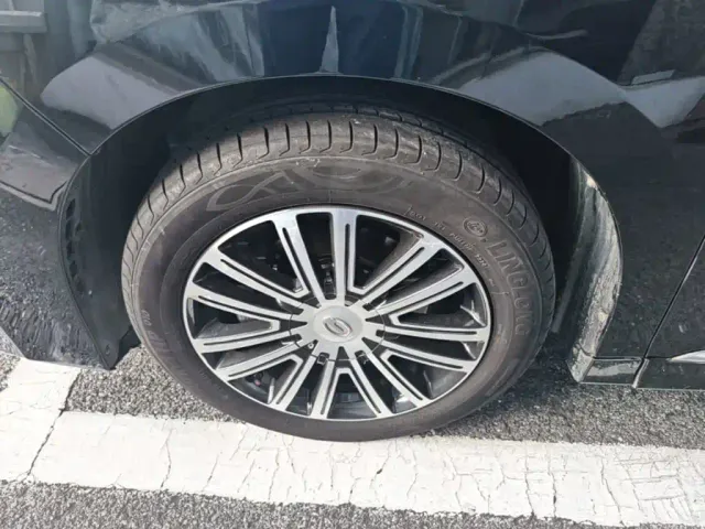 GAC Trumpchi M8 — Фото автомобиля 24