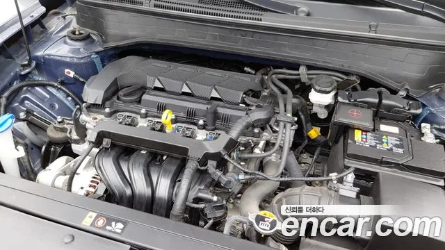 Hyundai Venue — Фото автомобиля 6