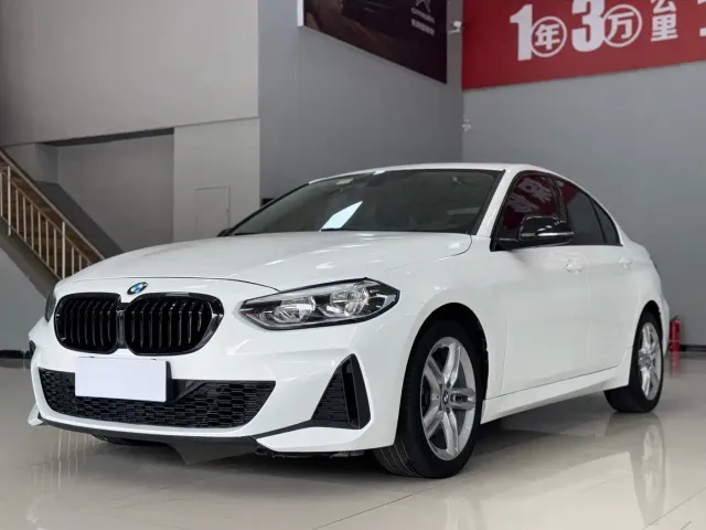 Фотография автомобиля — BMW 1 Series