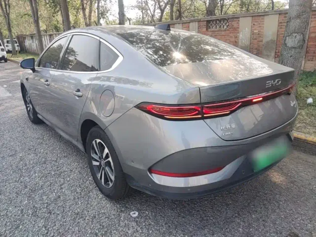 BYD Qin PLUS — Фото автомобиля 4