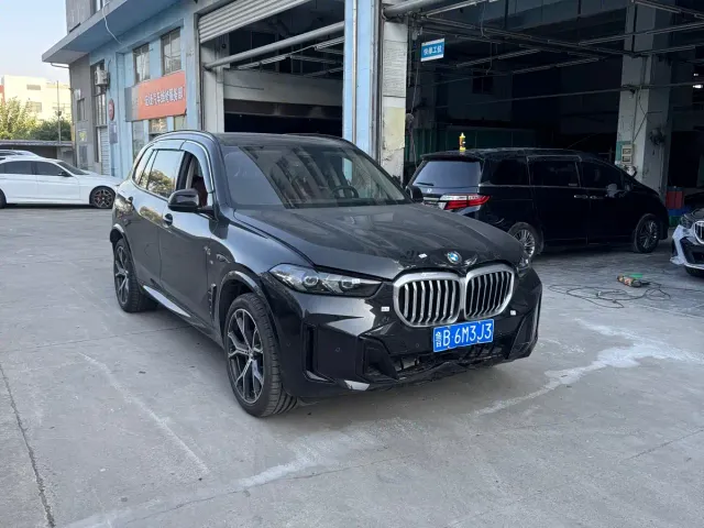 BMW X5 — Фото автомобиля 2