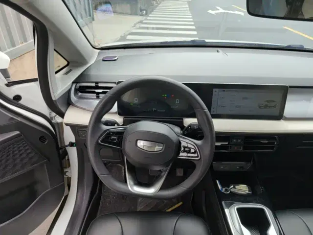 Geely Geometry E Firefly — Фото автомобиля 10