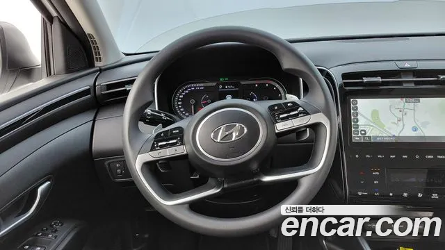 Hyundai Tucson Tucson (NX4) Дизель 2.0 2WD — Фото автомобиля 13
