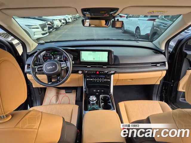 Kia Canival — Фото автомобиля 11