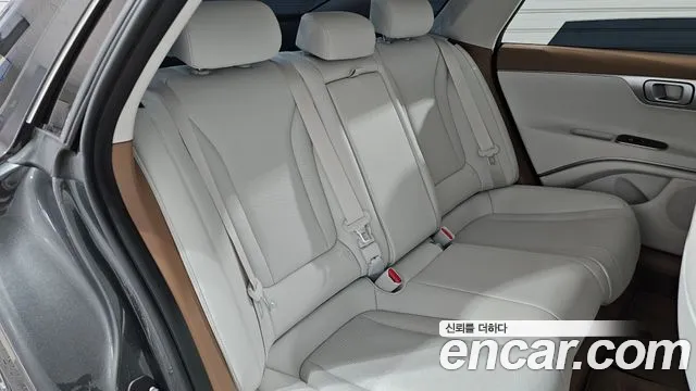 Hyundai Grandeur — Фото автомобиля 11