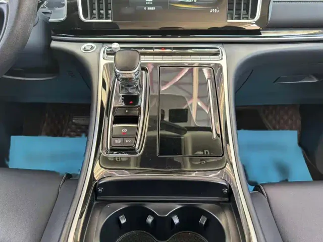 GAC Trumpchi M8 — Фото автомобиля 6