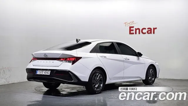 Hyundai AVANTE Новый Avante (CN7) — Фото автомобиля 2