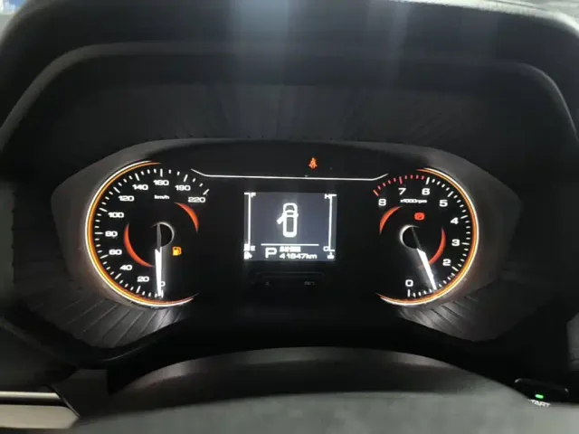 Wuling Jiachen — Фото автомобиля 11