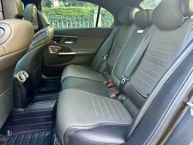 Mercedes-Benz C-Class — Фото автомобиля 8