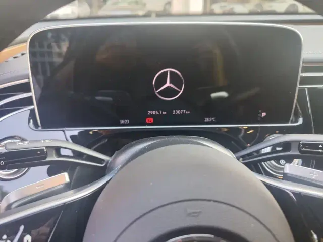 Mercedes-Benz E-Class — Фото автомобиля 6