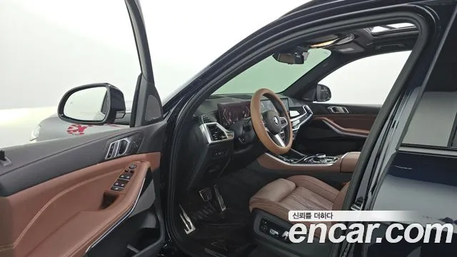 BMW X5 xDrive 40i M Sport — Фото автомобиля 10
