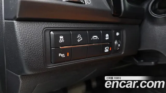KG_Mobility_Ssangyong Rexton Новый Rexton Sport Дизель 2.2 4WD — Фото автомобиля 11