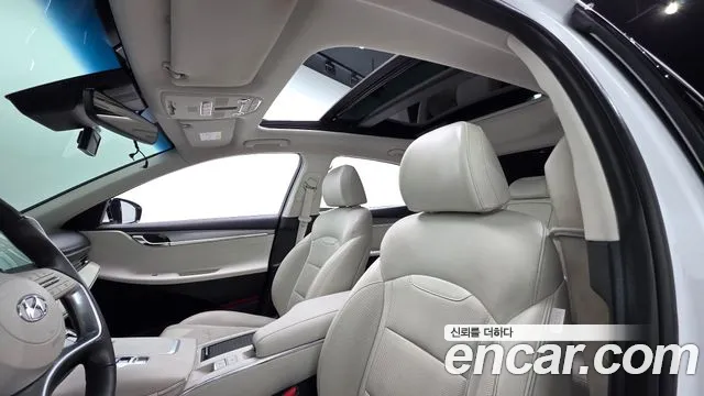 Hyundai Grandeur Новый Grandeur IG — Фото автомобиля 18