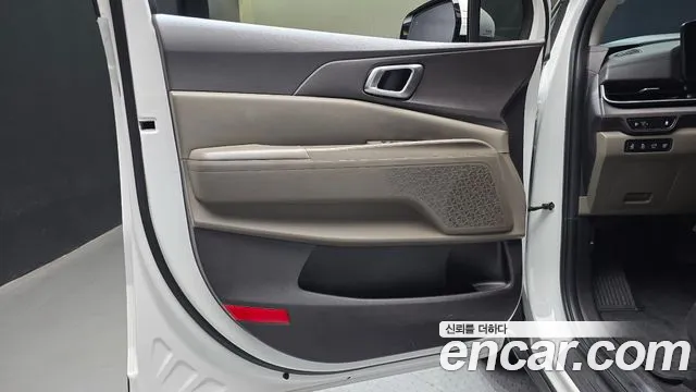 Kia Carnival 4th Gen — Фото автомобиля 24
