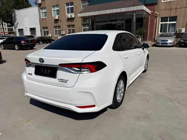 Toyota Corolla — Фото автомобиля 11