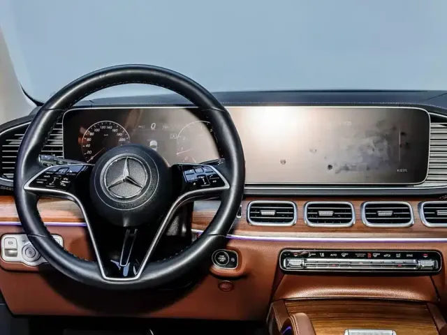 Mercedes-Benz GLE-Class — Фото автомобиля 24