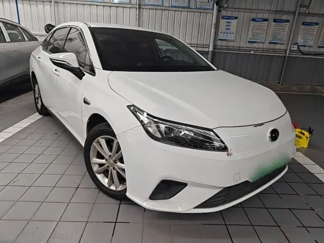 Aion AION S 2022 Facelift Xuan 530 — Фото автомобиля 3
