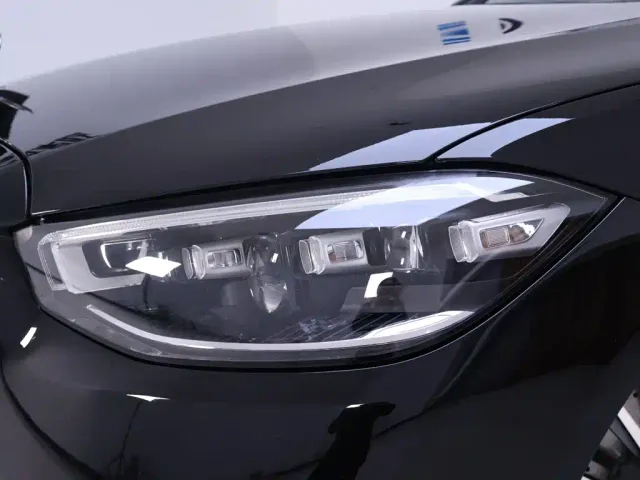 Mercedes-Benz S-Class — Фото автомобиля 4