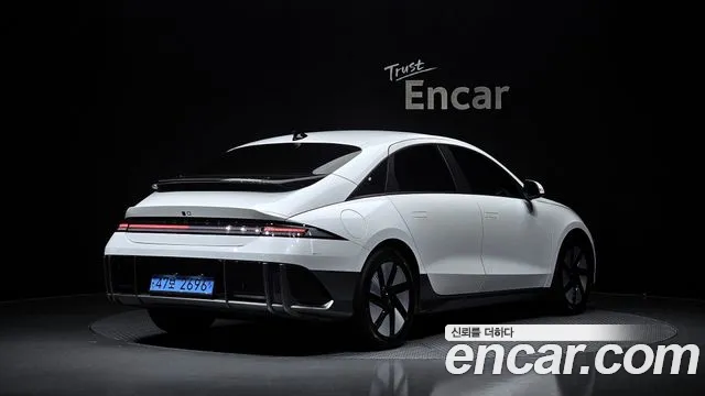 Hyundai Ioniq 6 — Фото автомобиля 2